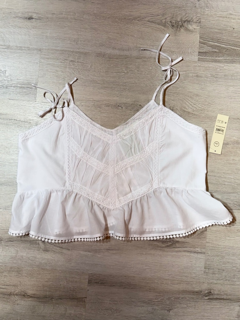 NWT No Boundaries White Cotton Lace Trim Peplum Tank Top